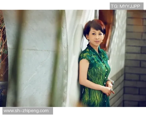 王岚的音乐旅程与人生故事探索她如何在乐坛绽放光彩与追寻梦想的足迹